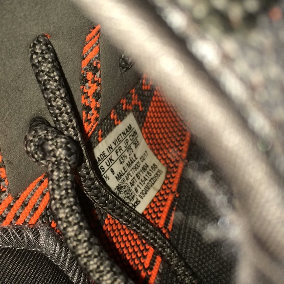 Yezzys - Picture 2 of 4